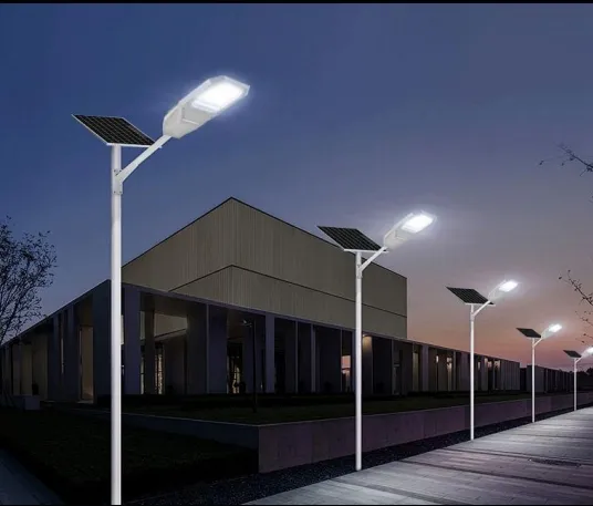 ไฟติดผนังถนนสวนพลังงานแสงอาทิตย์ LED อะลูมิเนียม กันน้ำ 200W IP65 Ik08 ขนาดกะทัดรัด ทางเดินสวนสาธารณะ ทางเท้า ทางหลวง 12
