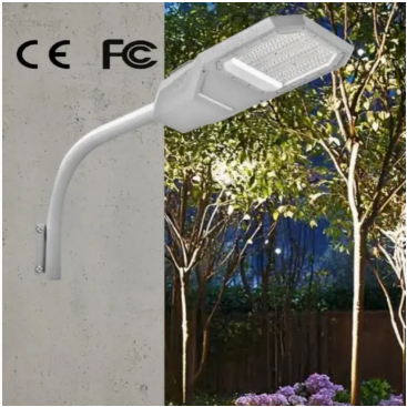 ไฟติดผนังถนนสวนพลังงานแสงอาทิตย์ LED อะลูมิเนียม กันน้ำ 200W IP65 Ik08 ขนาดกะทัดรัด ทางเดินสวนสาธารณะ ทางเท้า ทางหลวง